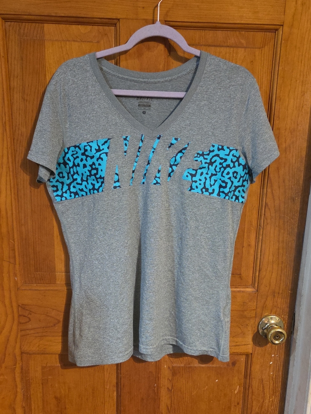 Nike Gray Short-Sleeve V‑Neck Tee with Bright Teal Pattern